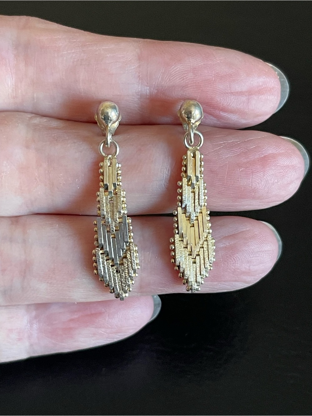 Vintage Sterling silver Textured Dangle Earrings.